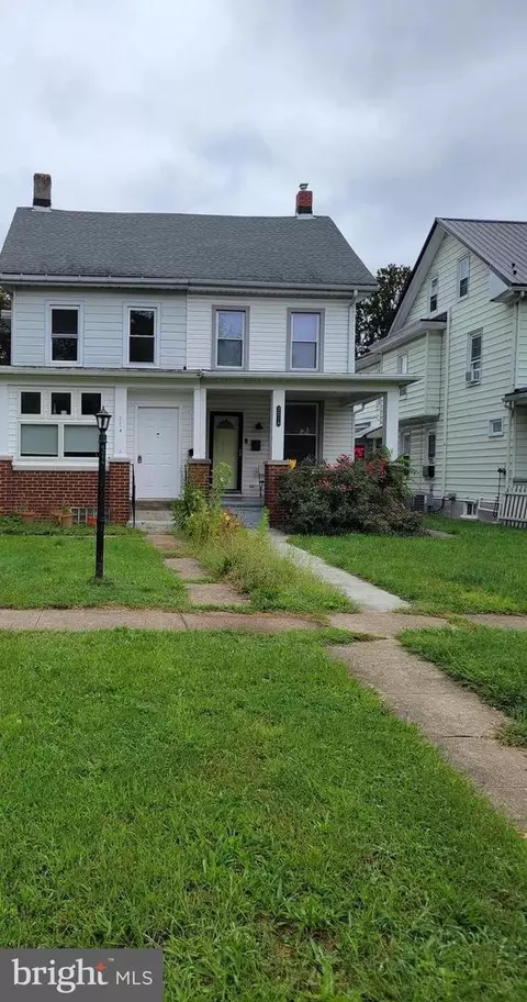 3212 Green St, Harrisburg, PA 17110