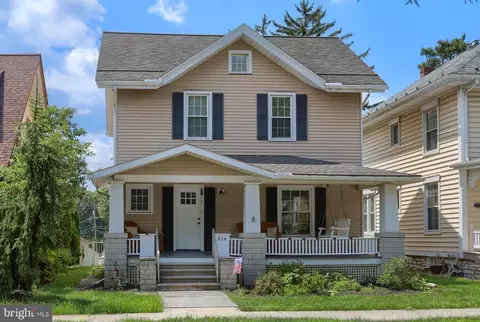 314 Cocoa Ave, Hershey, PA 17033