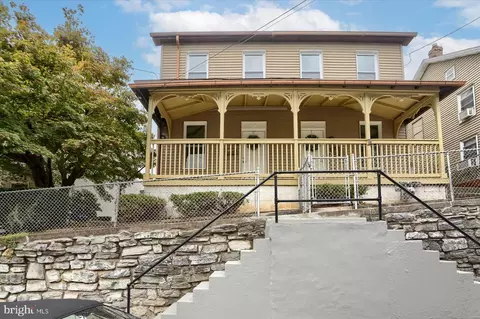 125 Lincoln St, Steelton, PA 17113