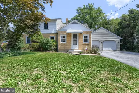 1962 Hershey Rd, Elizabethtown, PA 17022