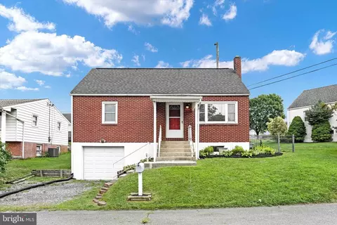 101 Northwood Dr, Harrisburg, PA 17109