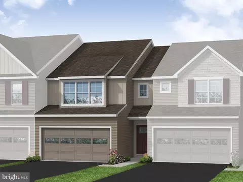 110 Magnolia Dr, Middletown, PA 17057