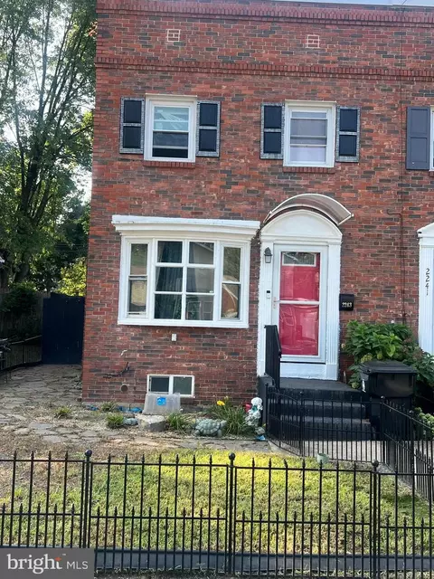 2243 Swatara St, Harrisburg, PA 17104