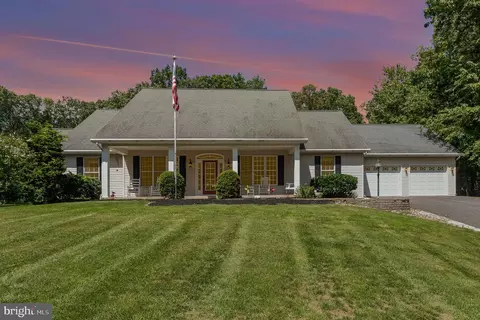 95 Oak Ridge Dr, Halifax, PA 17032