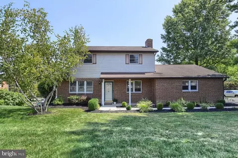 1310 Kelley Rd, Harrisburg, PA 17113