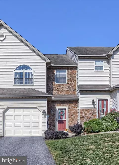 7559 Stephen Dr, Harrisburg, PA 17111