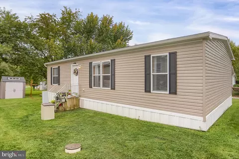 8 Railway Ave, Millersburg, PA 17061