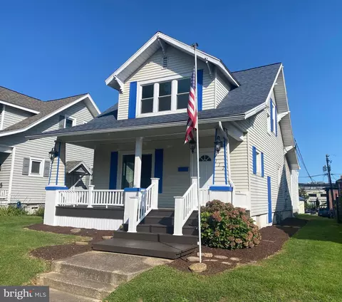117 W Caracas Ave, Hershey, PA 17033