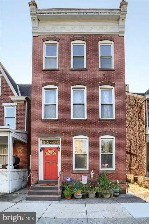 2346 N 6th St, Harrisburg, PA 17110