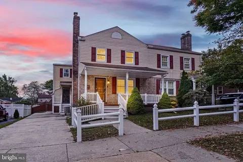 337 Oak Hill Dr, Middletown, PA 17057