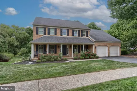 1210 Cardinal Way Rd, Hummelstown, PA 17036