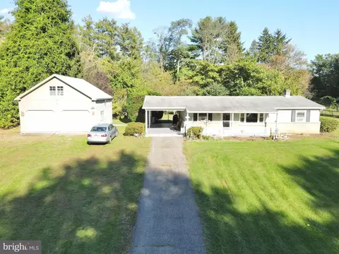 835 N River Rd, Halifax, PA 17032