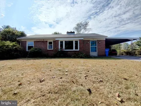 143 Trail Rd, Hershey, PA 17033