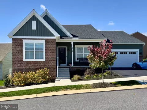 6305 Overview Ln, Harrisburg, PA 17111