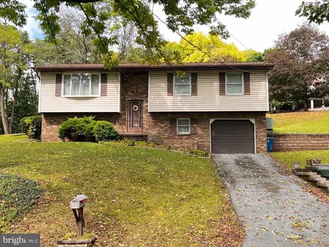 300 Rosedale Ave, Highspire, PA 17034