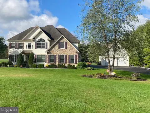 459 N Mill Rd, Harrisburg, PA 17112