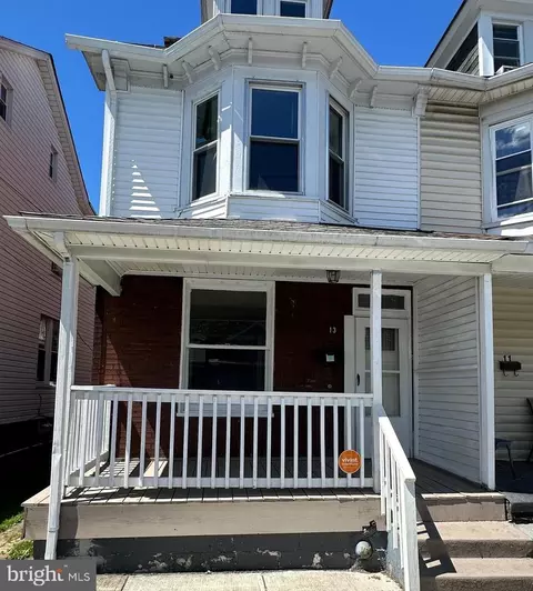 13 S 24th St, Harrisburg, PA 17103