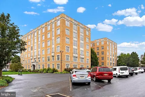 1525 N Front St #303, Harrisburg, PA 17102