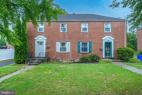 2975 Croyden Rd, Harrisburg, PA 17104