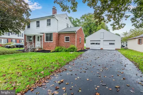 407 Emaus St, Middletown, PA 17057