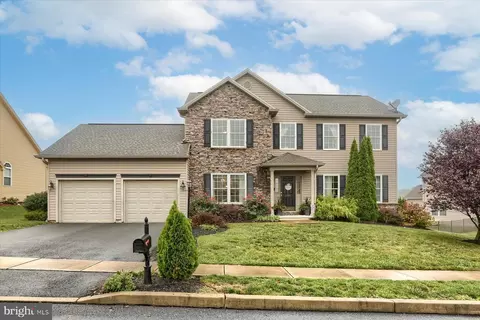 6348 Knapp Dr, Harrisburg, PA 17111