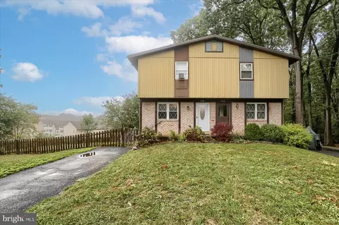 7742 Jefferson St, Hummelstown, PA 17036