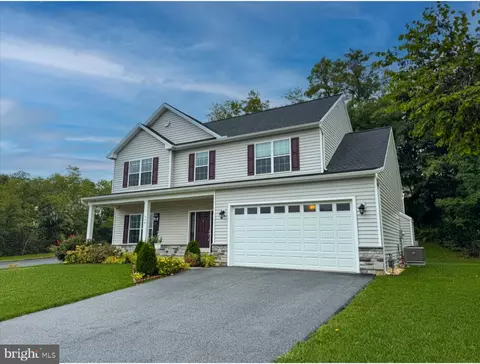 588 Old Forge Ct, Harrisburg, PA 17111