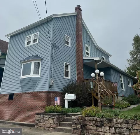343 Julian St, Williamstown, PA 17098