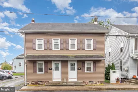19 W 21 W 2nd St, Hummelstown, PA 17036