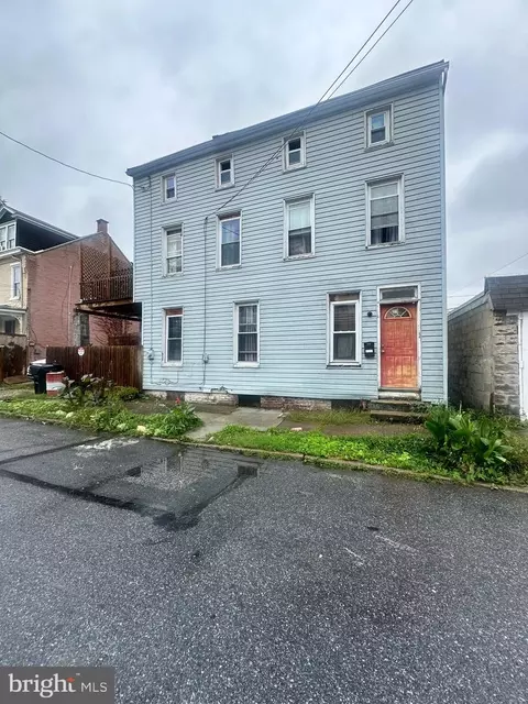 2350 Logan St, Harrisburg, PA 17110