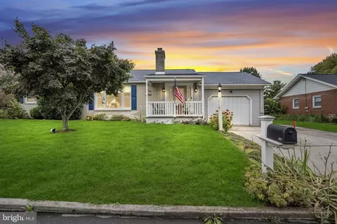 126 Peach Ave, Hershey, PA 17033
