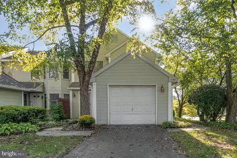 1120 Aberdeen Ct, Harrisburg, PA 17111