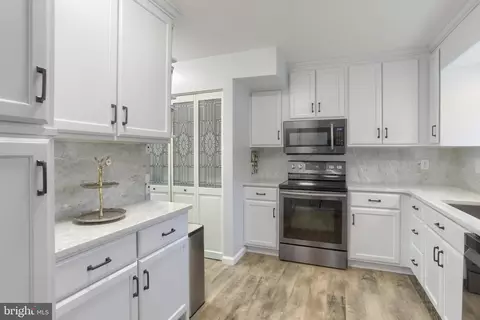 5433 Autumn Dr, Harrisburg, PA 17111
