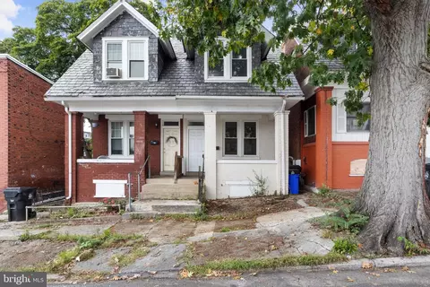 1810 Chestnut St, Harrisburg, PA 17104
