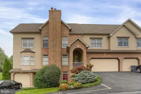 4611 Deer Path Rd, Harrisburg, PA 17110