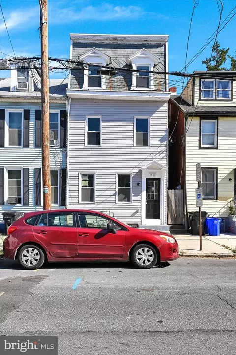 1413 Green St, Harrisburg, PA 17102