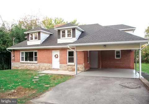 1924 Wayne Ave, Harrisburg, PA 17109