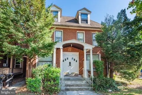 3217 N 3rd St, Harrisburg, PA 17110