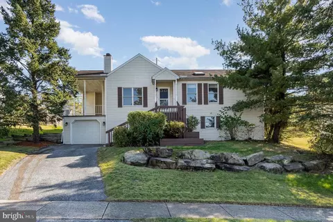 3505 Athena Ave, Harrisburg, PA 17110