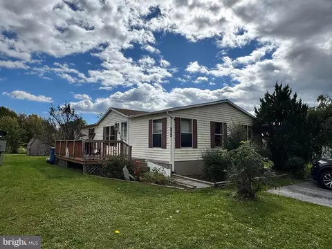 212 Houston Dr, Grantville, PA 17028