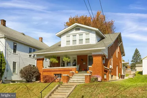 751 Union St, Millersburg, PA 17061