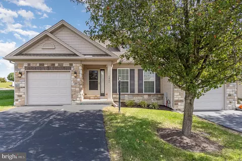 4864 Sheffield Ct, Harrisburg, PA 17112