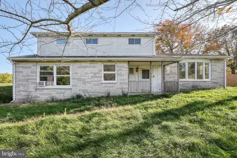 7213 Linglestown Rd, Harrisburg, PA 17112