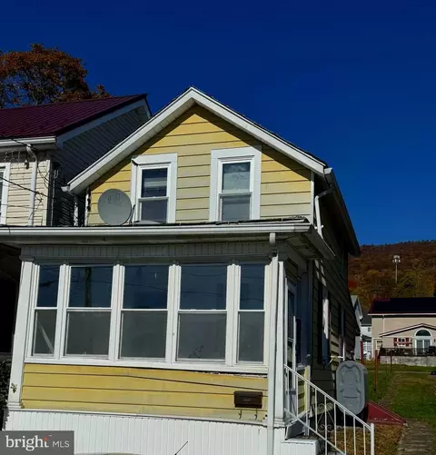 335 Elizabeth St, Williamstown, PA 17098