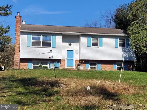 160 Selcher Ln, Middletown, PA 17057