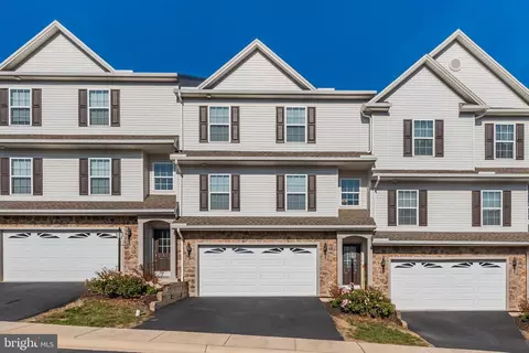 2318 Bartlett Rd, Harrisburg, PA 17110