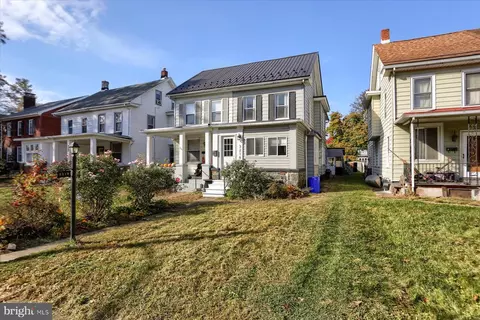 3218 Green St, Harrisburg, PA 17110
