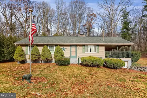 194 Pearl St, Williamstown, PA 17098
