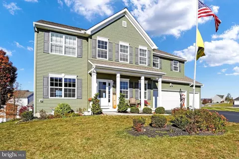 1846 Blue Heron Ln, Palmyra, PA 17078