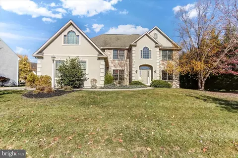 2303 Abbey Ln, Harrisburg, PA 17112
